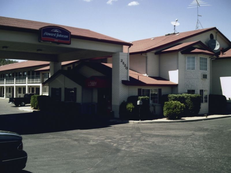 6 Az Hotel